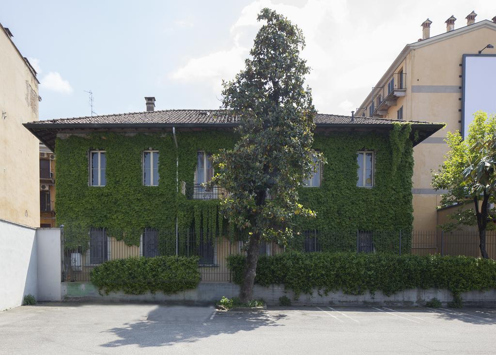 Bed and Breakfast Ekoliving à Milan Extérieur photo